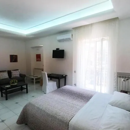 Miss Emily Vesuvio Bed & Breakfast Pollena Trocchia